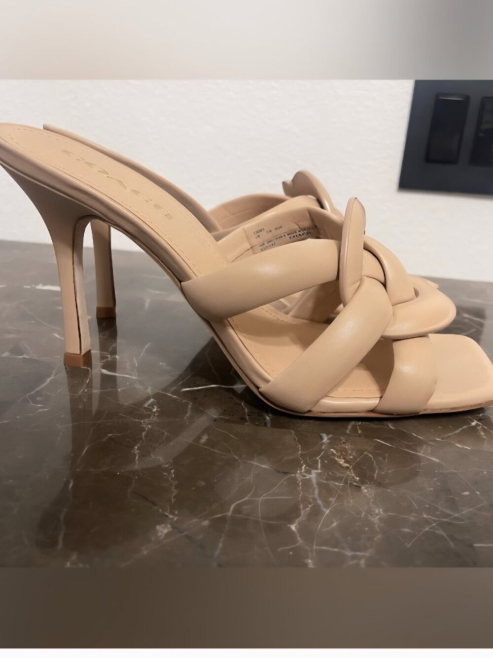Coach Kellie Sandals size 8.5 New with box - Picture 3 of 3